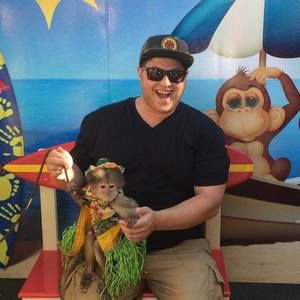 Meet your Posher, Sam